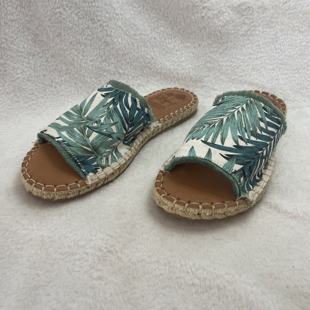 Women’s size 6.5M Jellypop Summertime sandals tropical‎